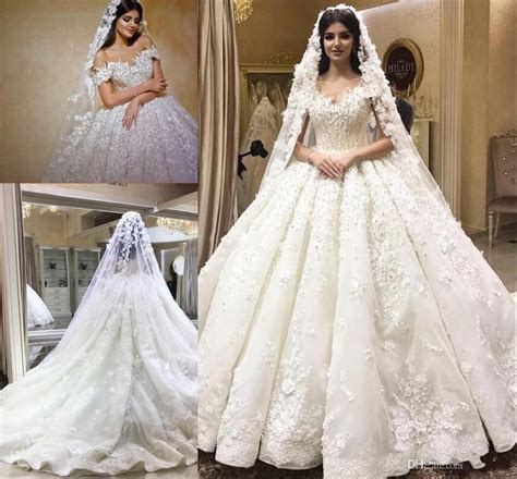 Arabic Dubai 2019 Beaded Lace Ball Gown Wedding Dresses 3D Floral