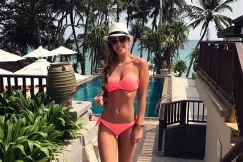 Hot Sexy Viktorija Siegel Bikini Pics