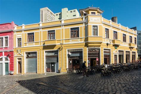 A história do Largo da Ordem de Curitiba