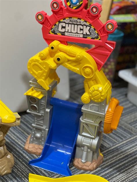 Tonka Chuck And Friends Chucks Stunt Park Hobbies And Toys Toys And Games