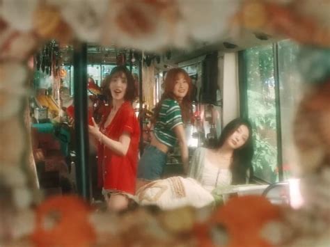 Пин от пользователя Gay Girl на доске Red Velvet