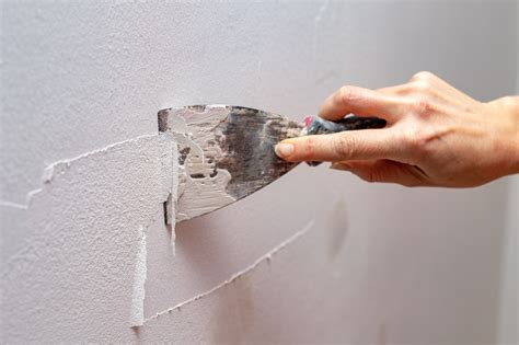 Comment décaper enlever une peinture Bois mur métal