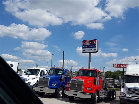 VELOCITY TRUCK CENTERS - LEXINGTON - Lexington KY - Hours, Directions
