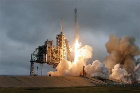 SpaceX Successfully Launches Delayed Rocket, Nails Third Ground Landing ...