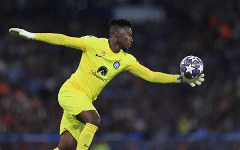 EPL: Andre Onana officially joins Manchester United