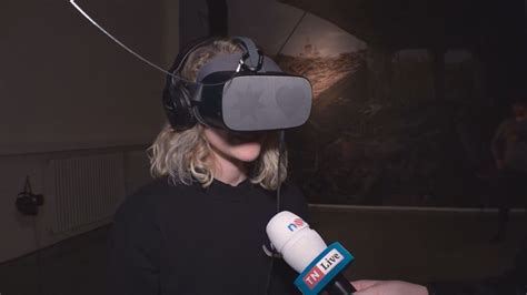 Výbuchy a pohledy do očí Virtuální realita dává zakusit hrůzy Charkova