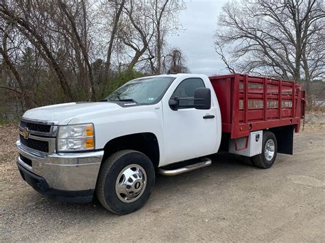 Chevrolet Silverado Stake Bed Flat Bed Lift Gate Truck