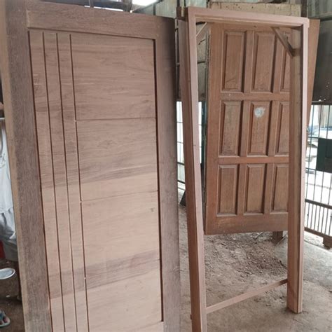 Jual 1 Set Kusen Pintu 1 Jendela MERANTI Set Kusen Pintu Jendela Daun