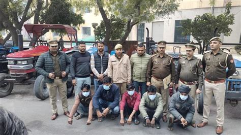 Gang Stealing Tractor Trolleys Busted In Noida 5 Held Hindustan Times