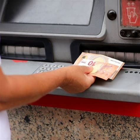 Los avisos del Banco de España sobre el cajero automático