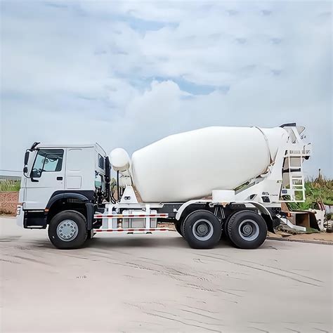 Sinotruk HOWO 6X4 Heavy Duty 10 Wheels 10cbm 12cbm Truck Concrete Mixer