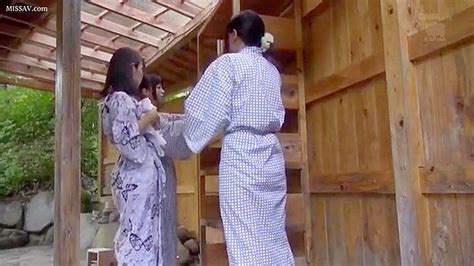 Get A Glimpse Of Naked Japanese Girls In Public Onsen With Big Boobs