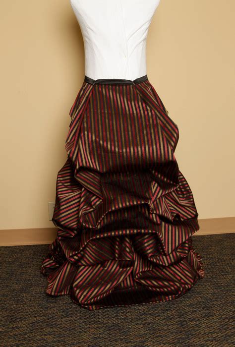 Bustle Skirt | DressedUpGirl.com