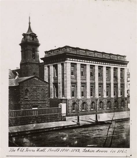 Image of the original Melbourne Town Hall - City Collection