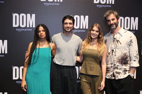 Elenco de Dom se reúne para coletiva da última temporada da série