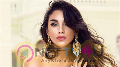 Actress Aditi Rao Hydari Hot Sexy Images Galleries Hd Images