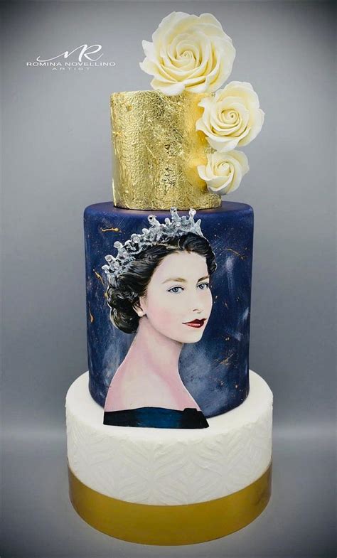 Queen Elisabeth Ii Decorated Cake By Romina Novellino Cakesdecor