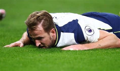 Tottenham Hotspur: Fans angry as Harry Kane unlikely to be fit for Manchester City game ...