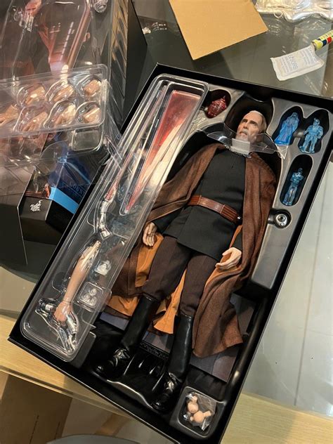 Hot Toys Count Dooku Hobbies Toys Toys Games On Carousell