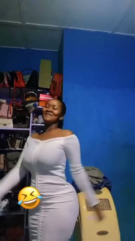 Afro Hub On Twitter Only Making Friends With Girls With Yansh Is Hot Https T Co