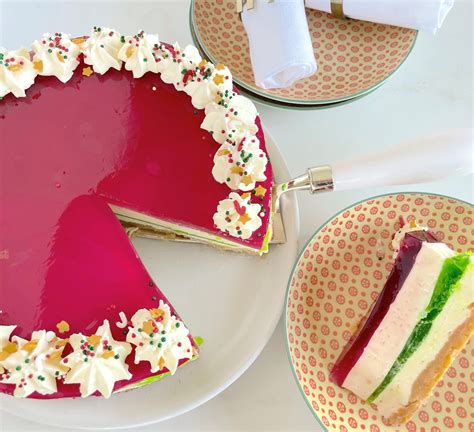 Festive jelly cheesecake recipe - Kidspot