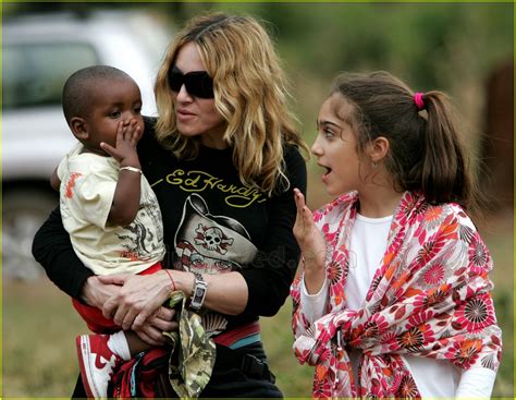 Madonna's Family Portrait: Photo 114621 | Celebrity Babies, David Banda ...