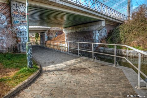 La Ville De Liege Et Ses Quartiers Canal De L Ourthe HDR