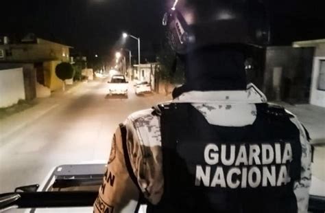 Balea Elemento De La Guardia Nacional A Dos Estudiantes De La Ug