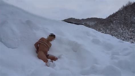 Naked Man Wallowing In Snow ThisVid