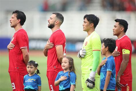 Jordi Amat Absen Ini Prediksi Line Up Indonesia Vs China Nanti Malam