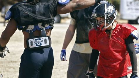 Jen Welter Arizona Cardinals Appoint Nfls First Female Coach Bbc Sport