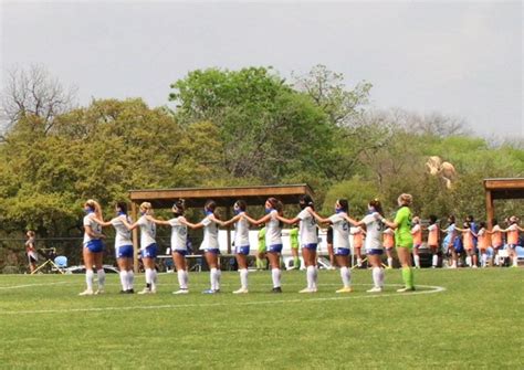 OLLU women’s soccer wins conference – Lake Front Media