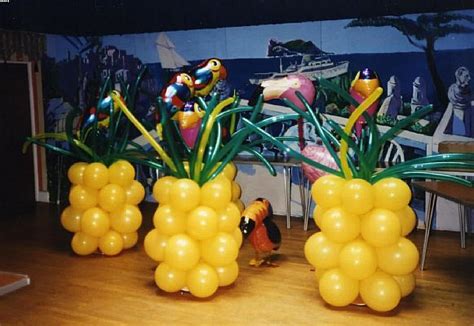 Caribbean party, Caribbean party decorations, Summer party themes