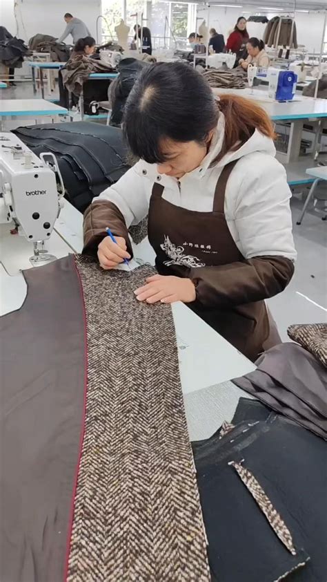 Coat Flap Sewing We Are Custom A Small Quantity Clothing Manufacturer⁠ Moq：2pcs Per Style⁠ W