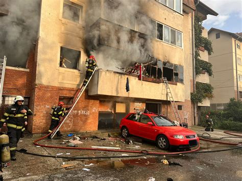 Sibiu Doi Oameni Au Murit N Urma Unei Explozii Ntr Un Bloc Europa Fm