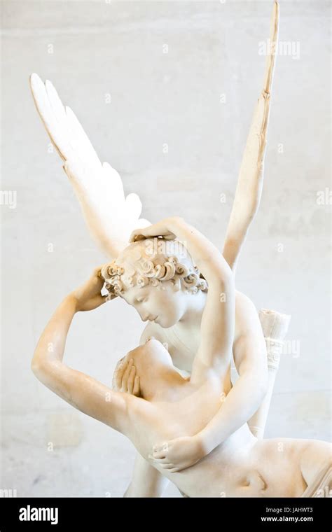 La escultura cupido y psique de antonio canova fotografías e imágenes