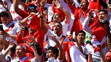 Hinchada De La Selección Peruana Finalista Al Premio De La Afición 2018