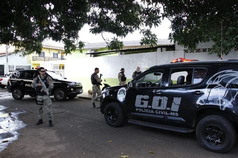 Policiais Civis Prendem Foragido Do Rj Envolvido Em Crime De Tortura E