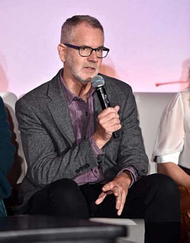 Frozen 2 Does Elsa Get A Girlfriend The Lesbian Rumors Answered