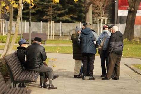 Права при пенсиониране - Общество
