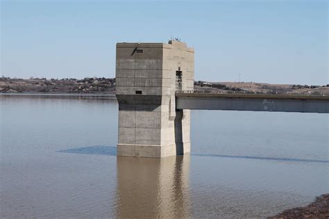 Tuttle Creek Doing Its Job As Water Levels Continue To Approach Record