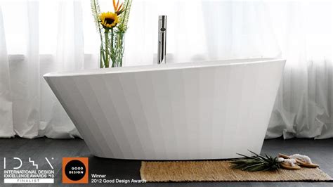 These Luxury Bathtubs Will Instantly Give Your Bathroom a Spa-Like Feel