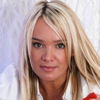 Virginie Caprice Babe Page Watch This Pornstar On Freeones