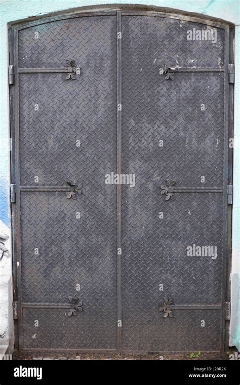 Old Iron Door Stock Photo Alamy