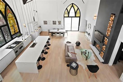 Majestic church is transformed into a gorgeous modern family home in Chicago