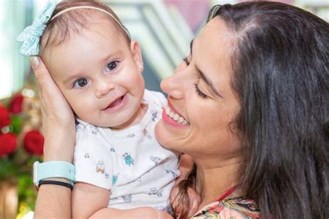 Camilla Camargo Comemora Oito Meses Da Filha J Lia Somos Feitas Uma