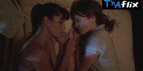 Jessica Biel Underwear Lesbian Scene In The Sinner Tnaflix