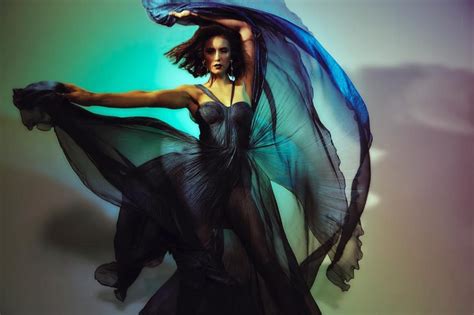 Nina Dobrev Hot Photos Thefappening