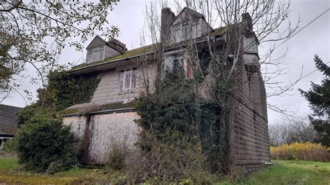 Abandoned Mansion (Jumanji House) UK : r/AbandonedPorn