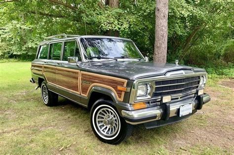 Grand Wagoneer By Classic Gentleman Charcoal Grey With Only